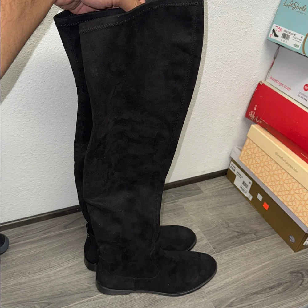 Kenneth Cole Women Medium Wind,y Over,The,Knee Boots, Black